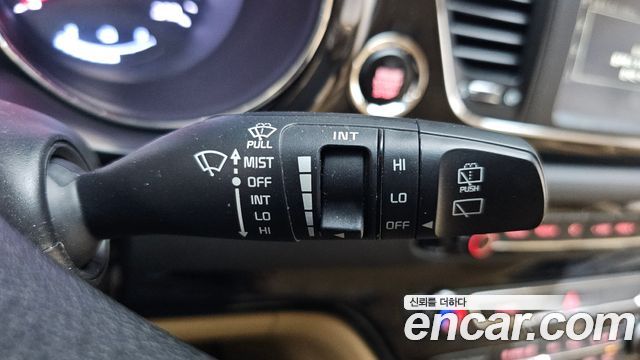 Kia Canival 2020 — photo 28
