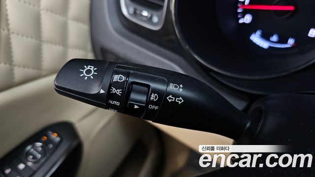 Kia Canival 2020 — photo 30