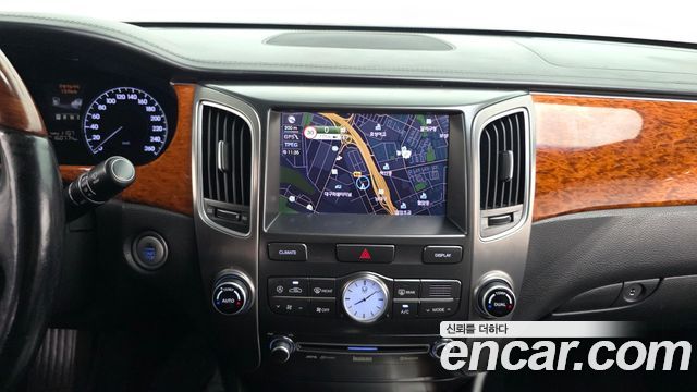 Hyundai Equus 2012 — photo 14