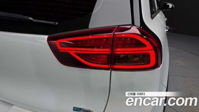 Kia Niro 2021 — photo 9
