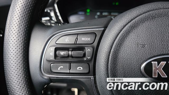 Kia Niro 2021 — photo 30