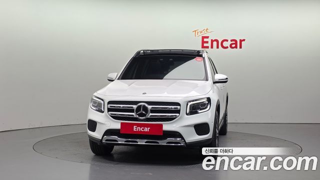 Mercedes-Benz GLB-Class 2022 — photo 3