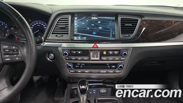 Hyundai Genesis 2016 — photo 13