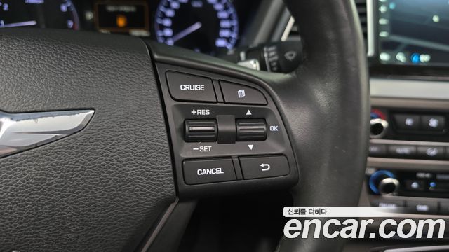Hyundai Genesis 2016 — photo 19