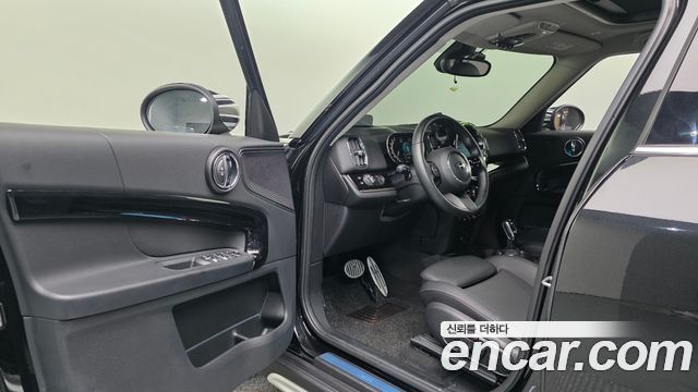 Mini Countryman 2023 — photo 13