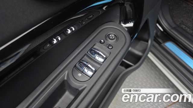 Mini Countryman 2023 — photo 17