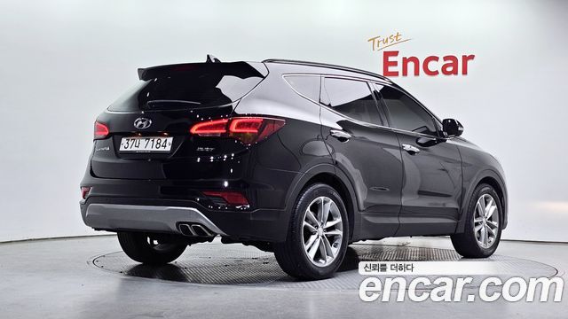Hyundai Santafe 2016 — photo 2