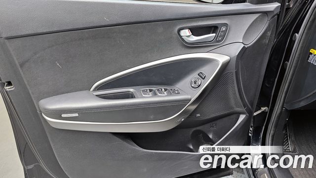 Hyundai Santafe 2016 — photo 14