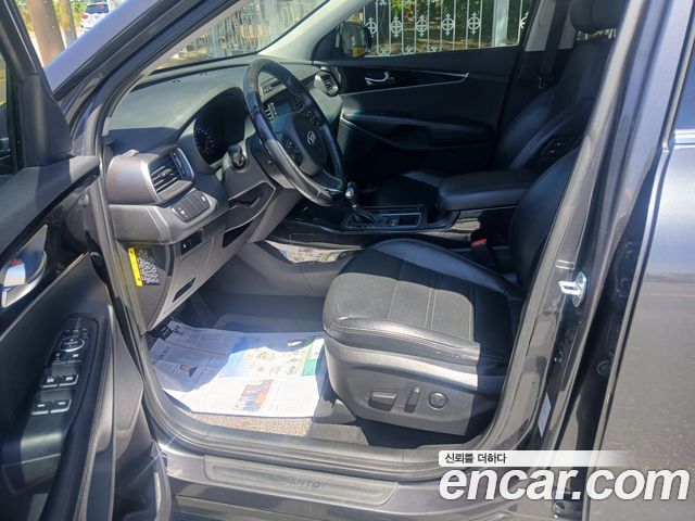 Kia Sorento 2016 — photo 10