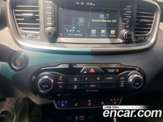 Kia Sorento 2016 — photo 11