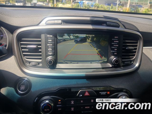 Kia Sorento 2016 — photo 13