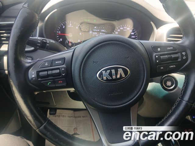 Kia Sorento 2016 — photo 17