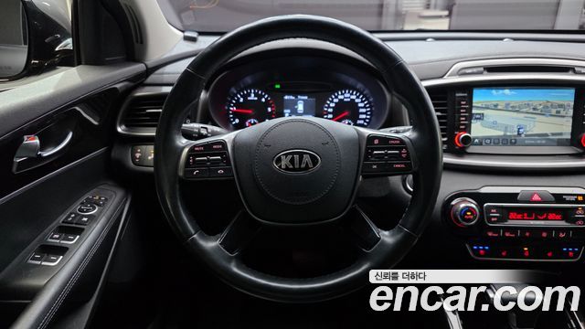 Kia Sorento 2018 — photo 13