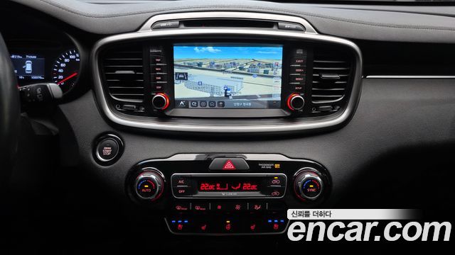 Kia Sorento 2018 — photo 19