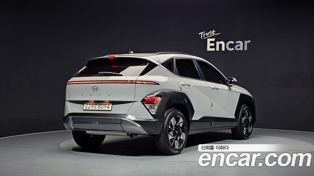 Hyundai Kona 2025 — photo 2