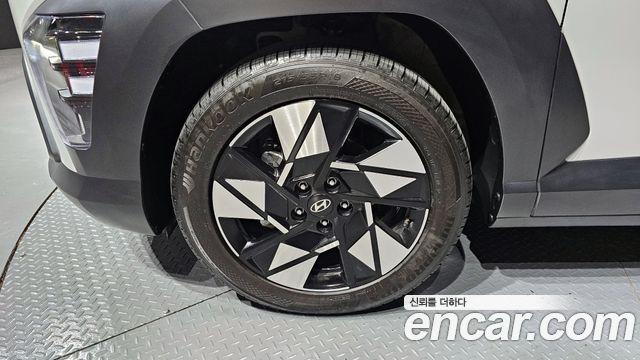 Hyundai Kona 2025 — photo 5