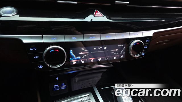 Genesis G80 2023 — photo 17