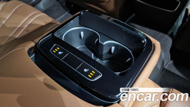 Genesis G80 2023 — photo 19