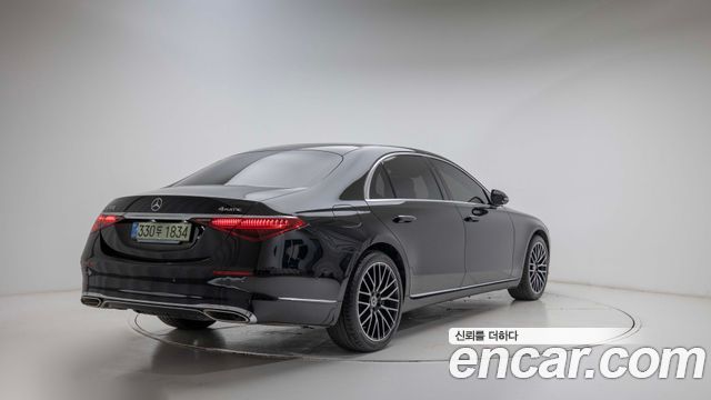 Mercedes-Benz S-Class 2026 — photo 2