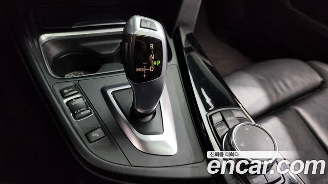 BMW 4-Series 2015 — photo 9