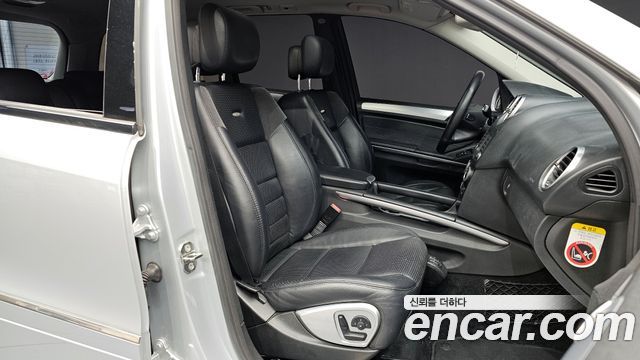Mercedes-Benz M-class 2008 — photo 11