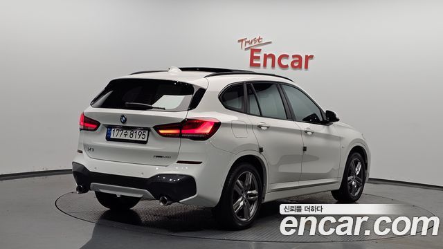 BMW X1 2022 — photo 2