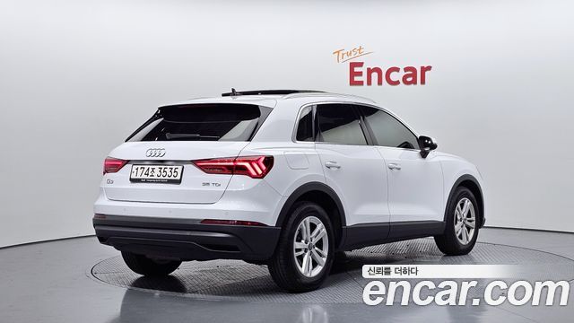 Audi Q3 2020 — photo 2