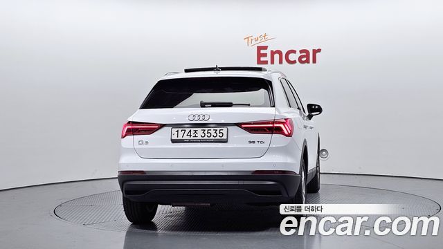 Audi Q3 2020 — photo 4