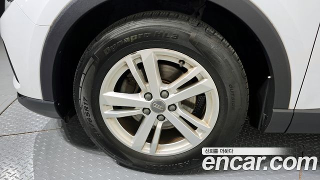 Audi Q3 2020 — photo 5