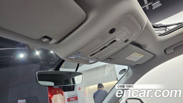 Audi Q3 2020 — photo 24