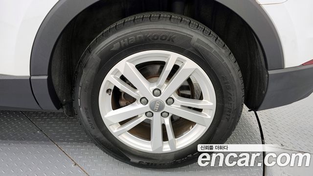Audi Q3 2020 — photo 7