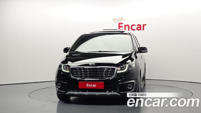 Kia Canival 2017 — photo 3
