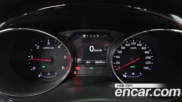 Kia Canival 2017 — photo 11