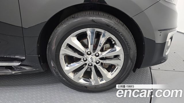 Kia Canival 2017 — photo 7