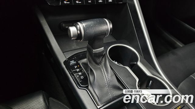 Kia K5 2022 — photo 12