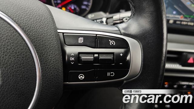 Kia K5 2022 — photo 22