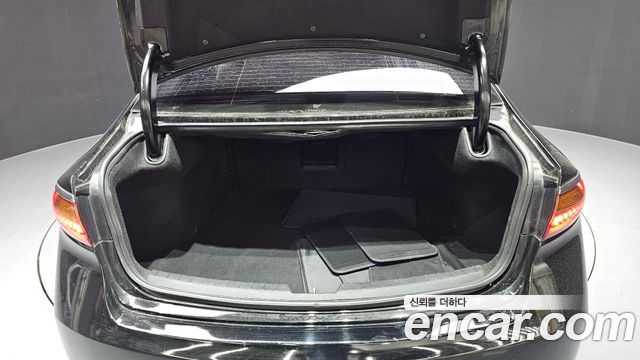 Kia K7 2017 — photo 15