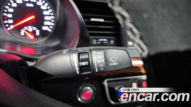 Kia K7 2017 — photo 16