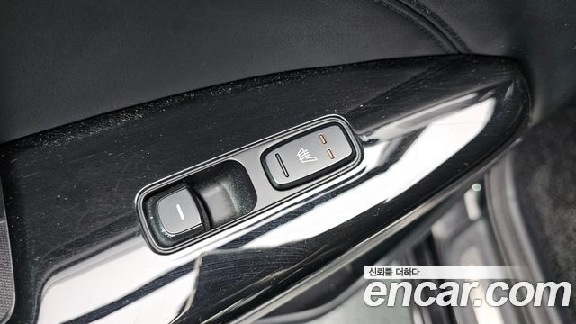 Kia K7 2017 — photo 17