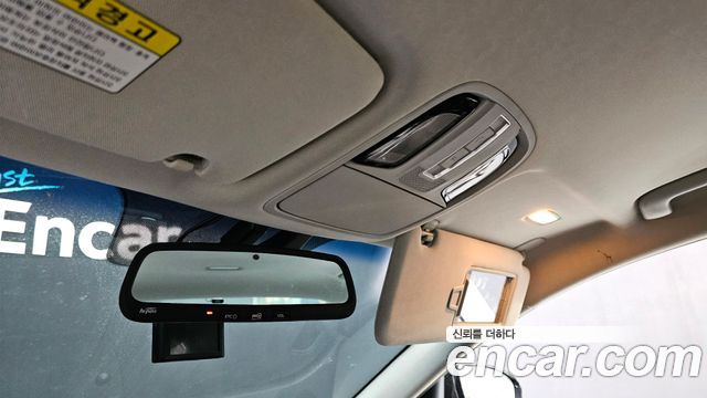 Kia K7 2017 — photo 19