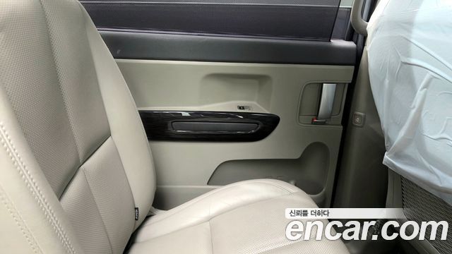 Kia Canival 2018 — photo 15
