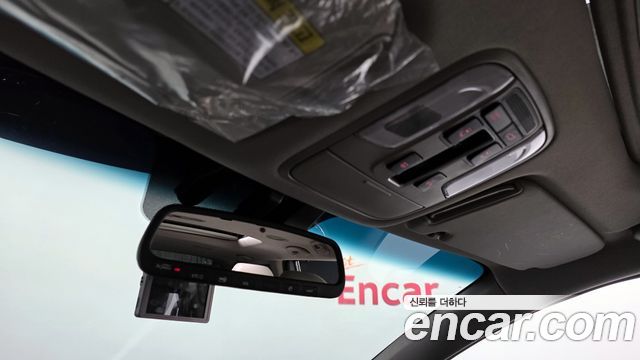 Kia Canival 2018 — photo 32