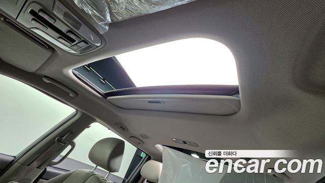 Kia Canival 2018 — photo 34