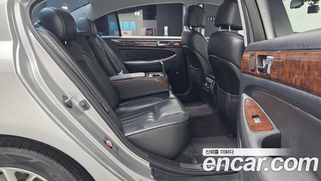 Hyundai Genesis 2008 — photo 12