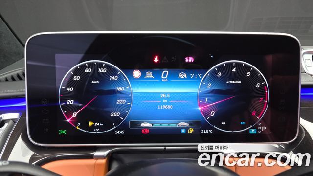 Mercedes-Benz S-Class 2022 — photo 11