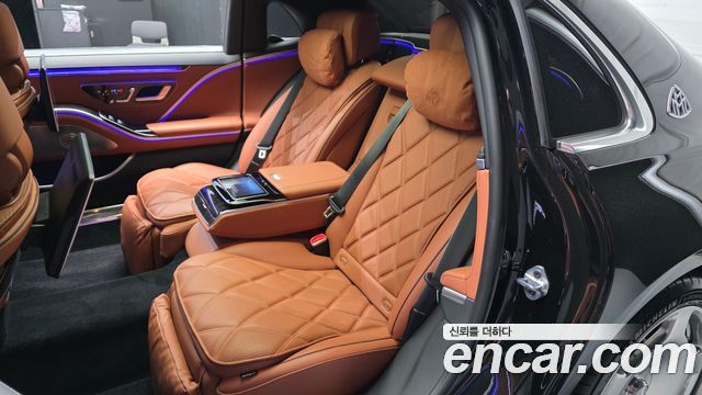 Mercedes-Benz S-Class 2022 — photo 18