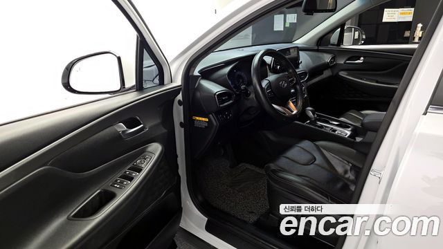 Hyundai Santafe 2019 — photo 13