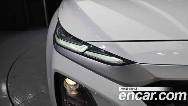 Hyundai Santafe 2019 — photo 8