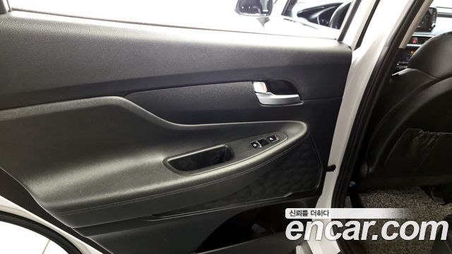 Hyundai Santafe 2019 — photo 15