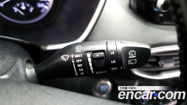 Hyundai Santafe 2019 — photo 27